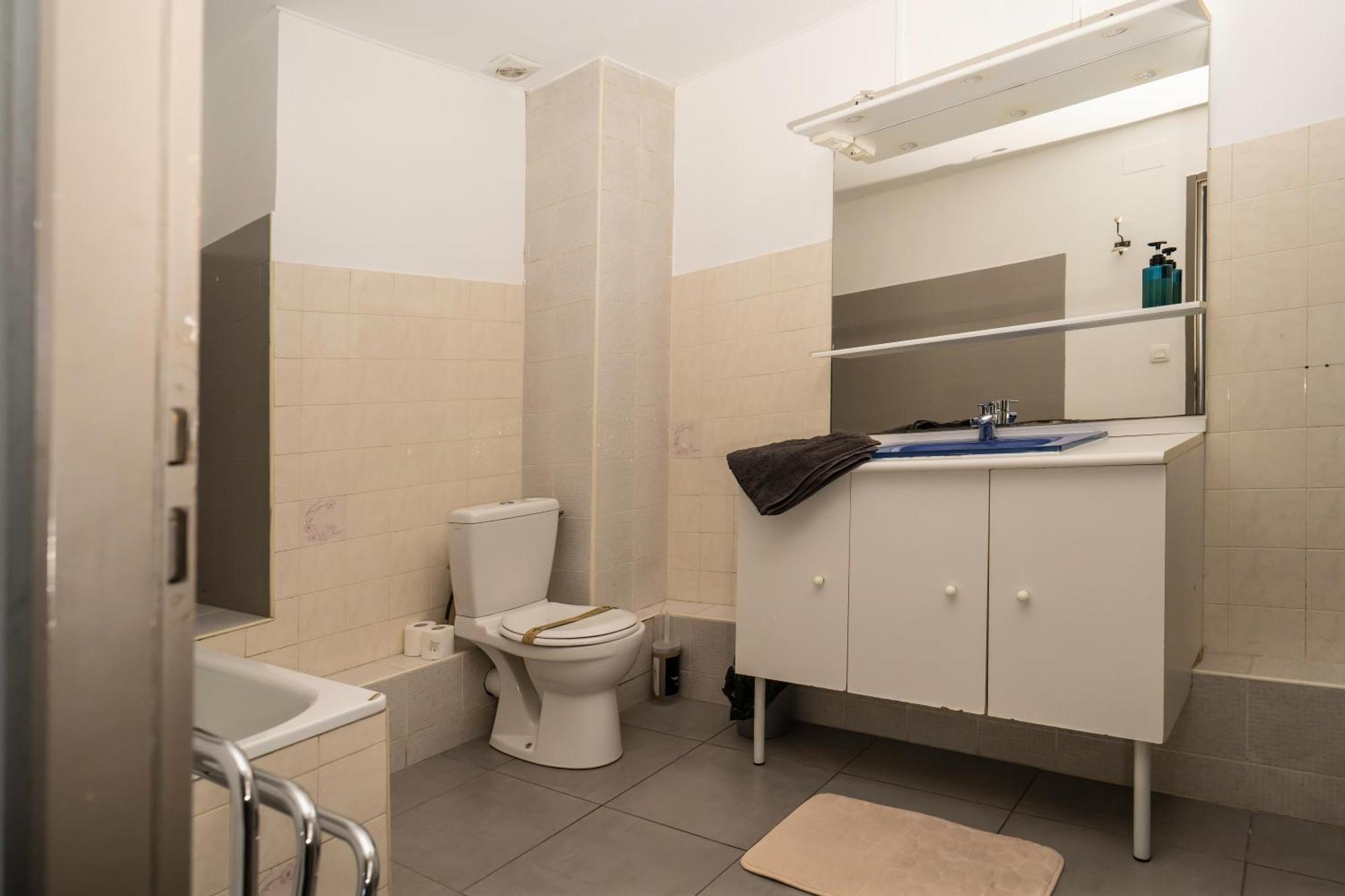 "Evasion"-Meuble De Tourisme 3 Etoiles -Residence "Les Logis De Beziers"-Garage Optionnel-Coeur De Ville-Plages A 16Km ! 외부 사진